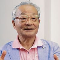 河合弘之弁護士の笑顔